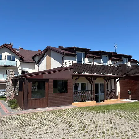 Bursztynowa Fala Апартаменты Острово